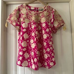 Savanna Jane  embroidered top Nwot size small